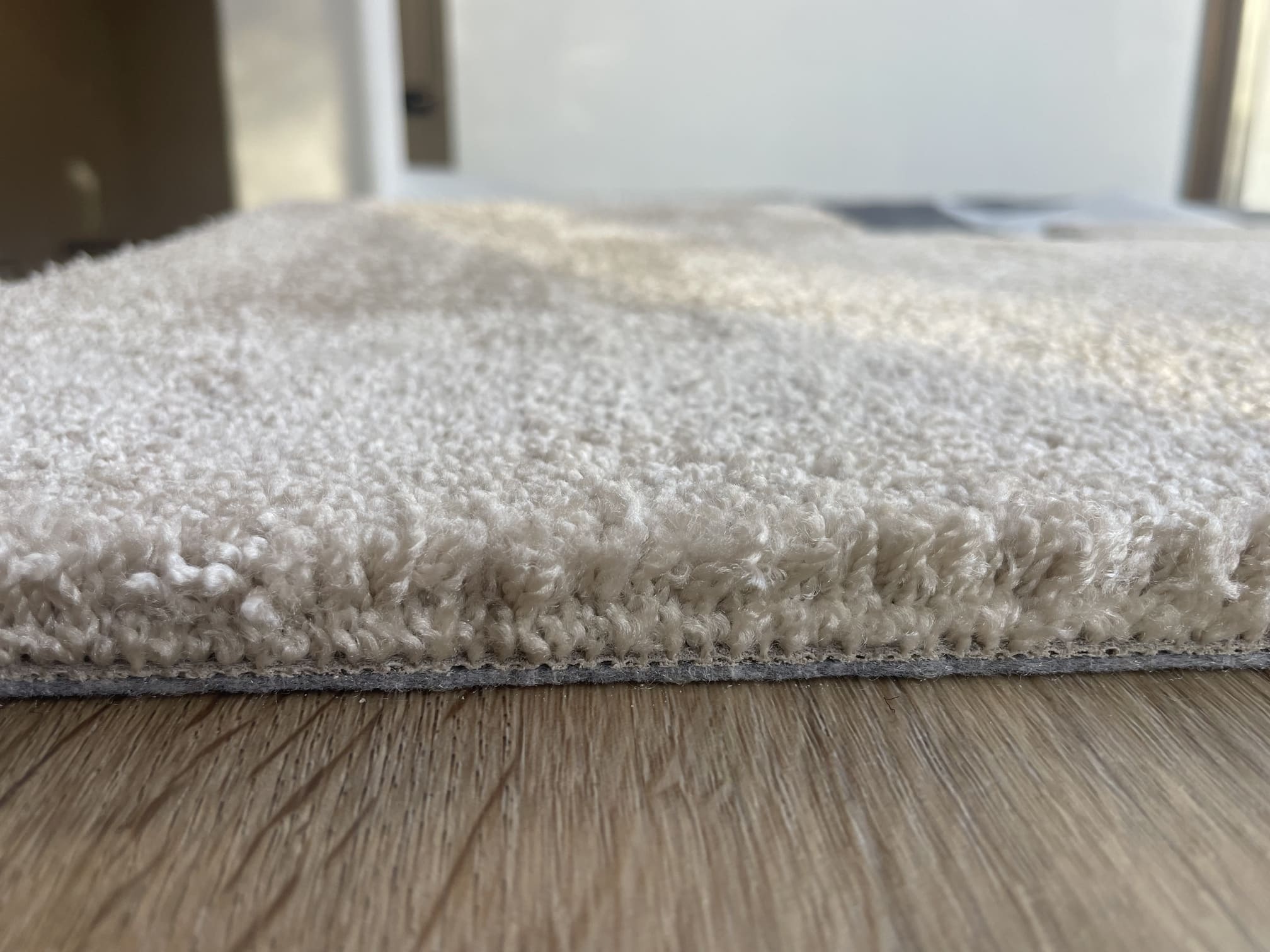 Ковровая плитка Bonkeel Priscus цвет 30 750×280×15,5 фото в интерьере